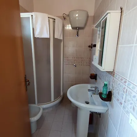 Daire Bordonaro Sunset